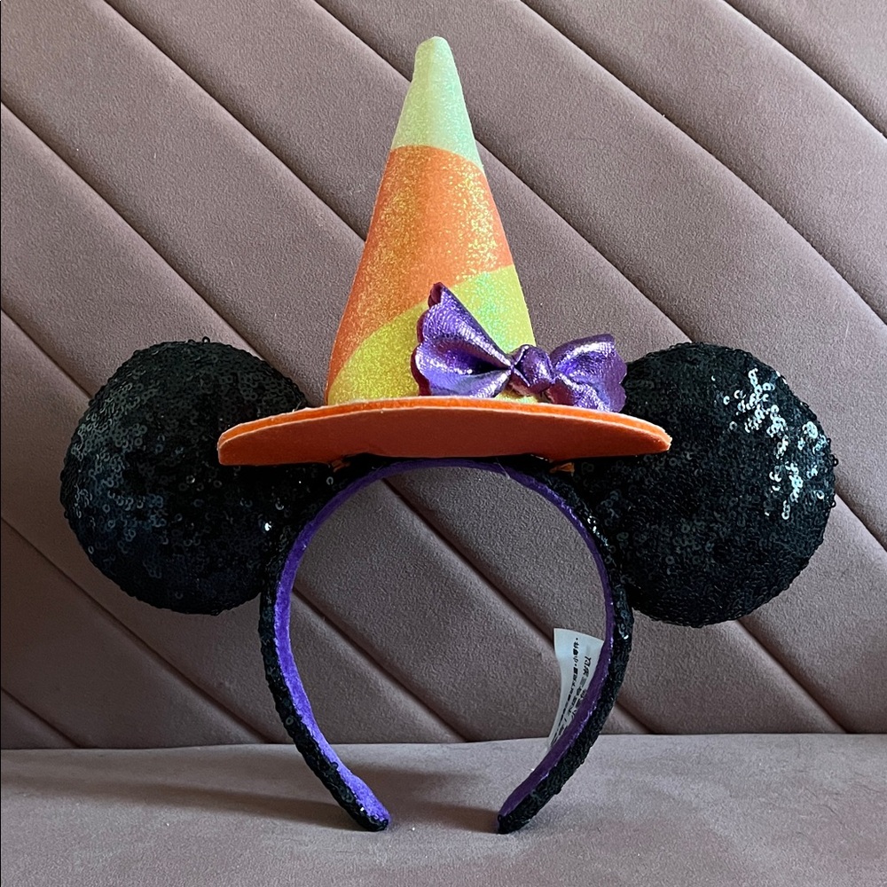 Disney Parks Minnie Mouse Headband Halloween Witch Hat. Used- Great Condition